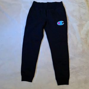 Champion sweatpants. M
